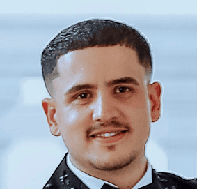 Romik Hamzoyan — Gründer von Ausbildex